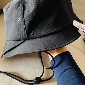 Lululemon Widebrim Bucket Hat 